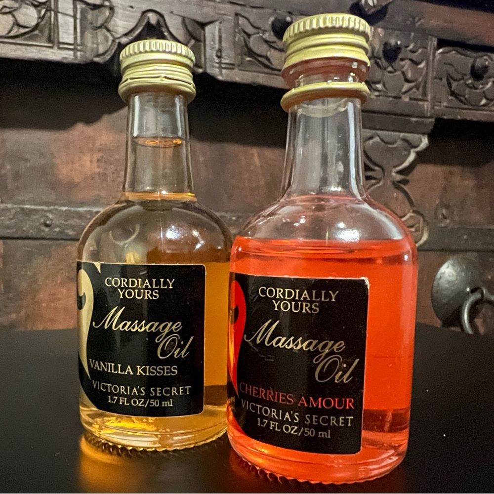 VS Cordially Yours Massage Oil-Vanilla Kisses & Cherries Amour 1.7oz/50ml each